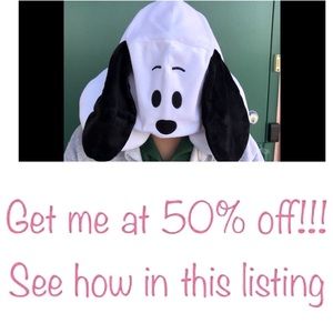 Snoopy Travel Neck Pillow w/Hood